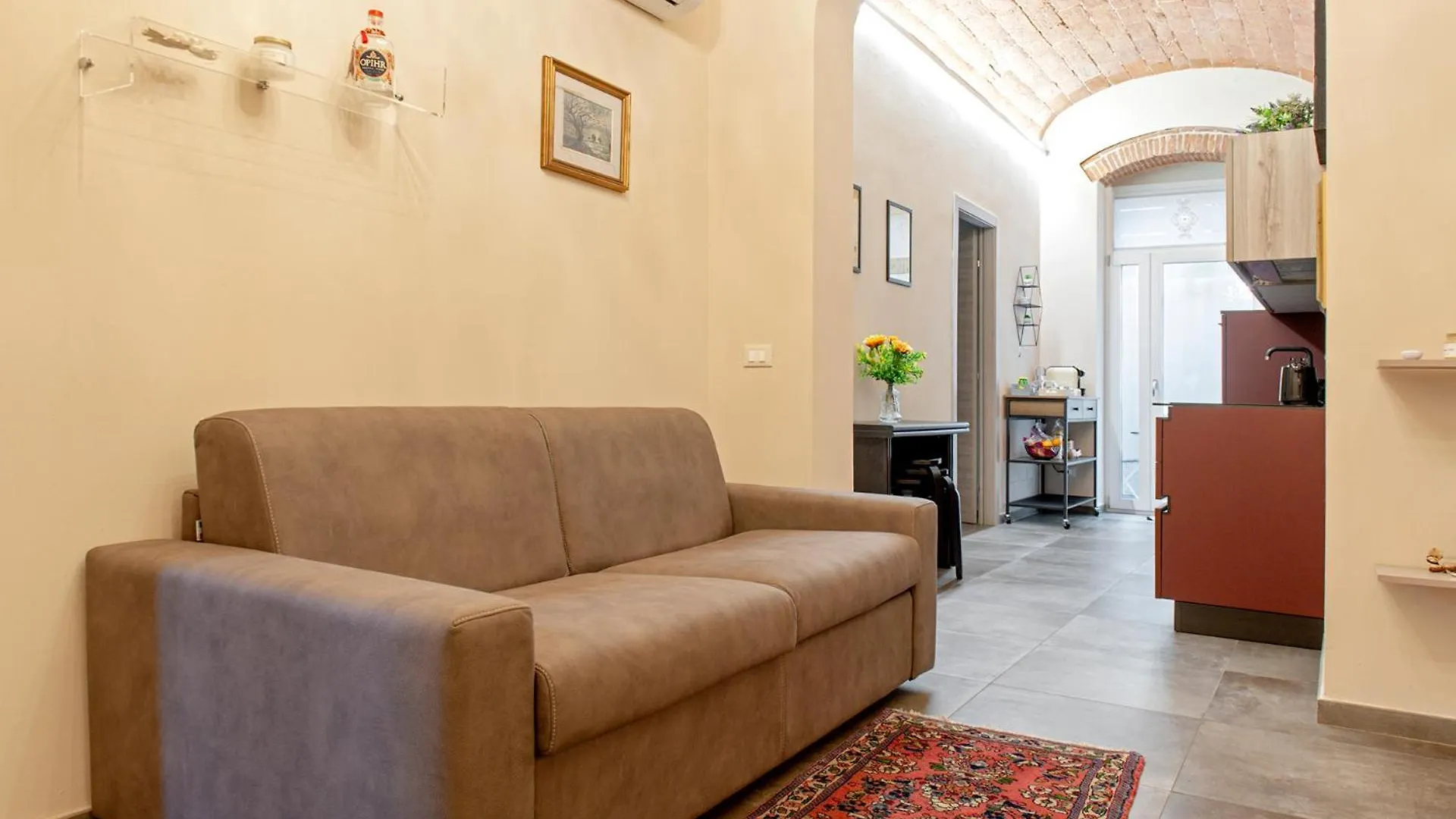 Apartment Torretta10 - Casa Vacanze A Livorno Italy
